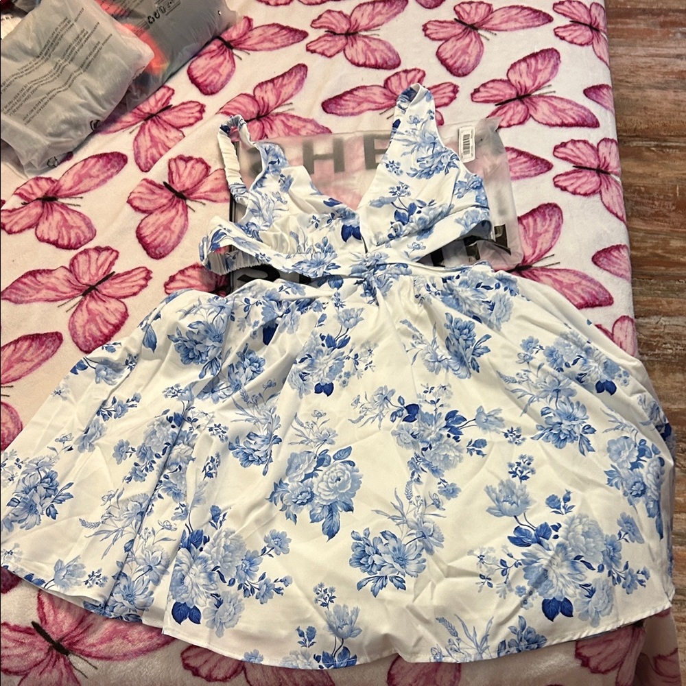 SHEIN Blue Floral  Women’s Dress